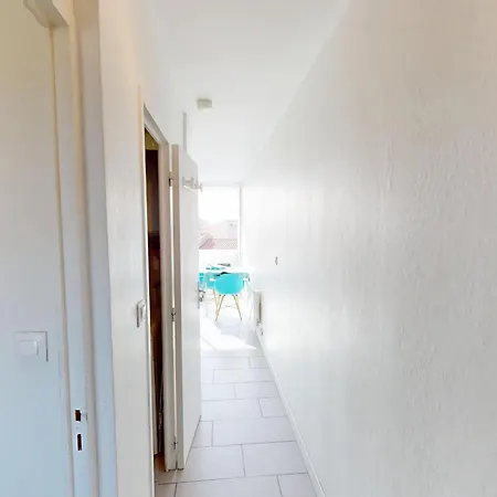 Appartement T2 Frontignan-plage Avec Terrasse Et Parking - Fr-1-785-33 *